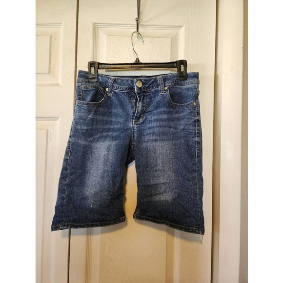 Seven7 Jean Shorts - Picture 1 of 3